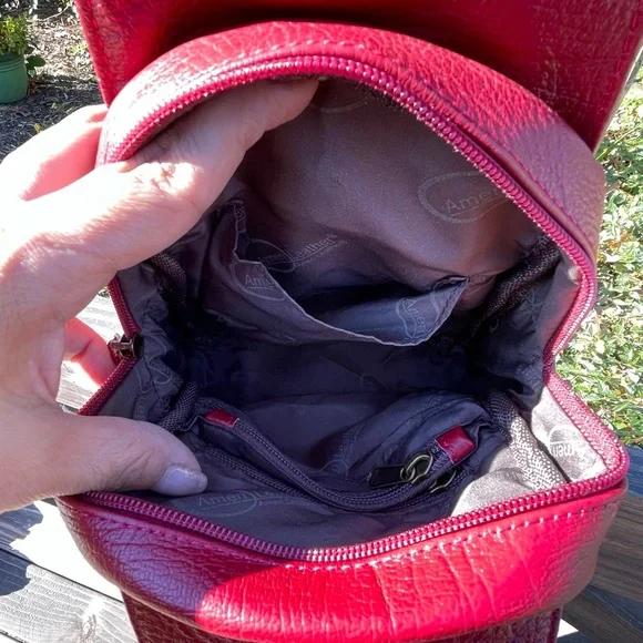 Amerileather Sling Purse - Picture 7 of 16